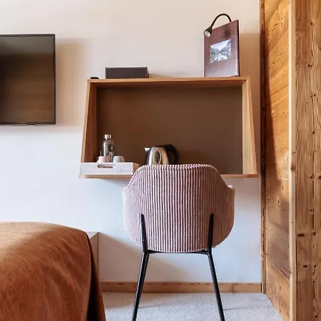 Szálloda L'edelweiss 4*
