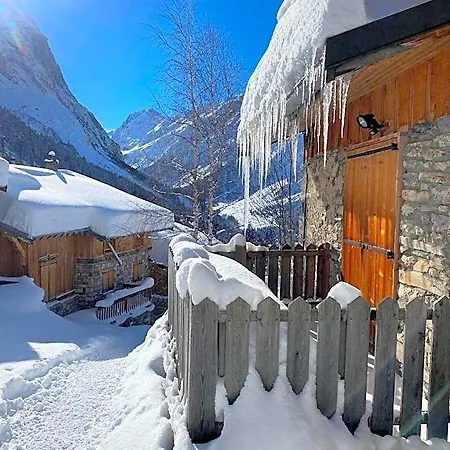 雪绒花酒店